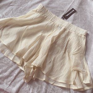 NWT PrettyLittleThing Cream Linen Look Floaty Beach Shorts